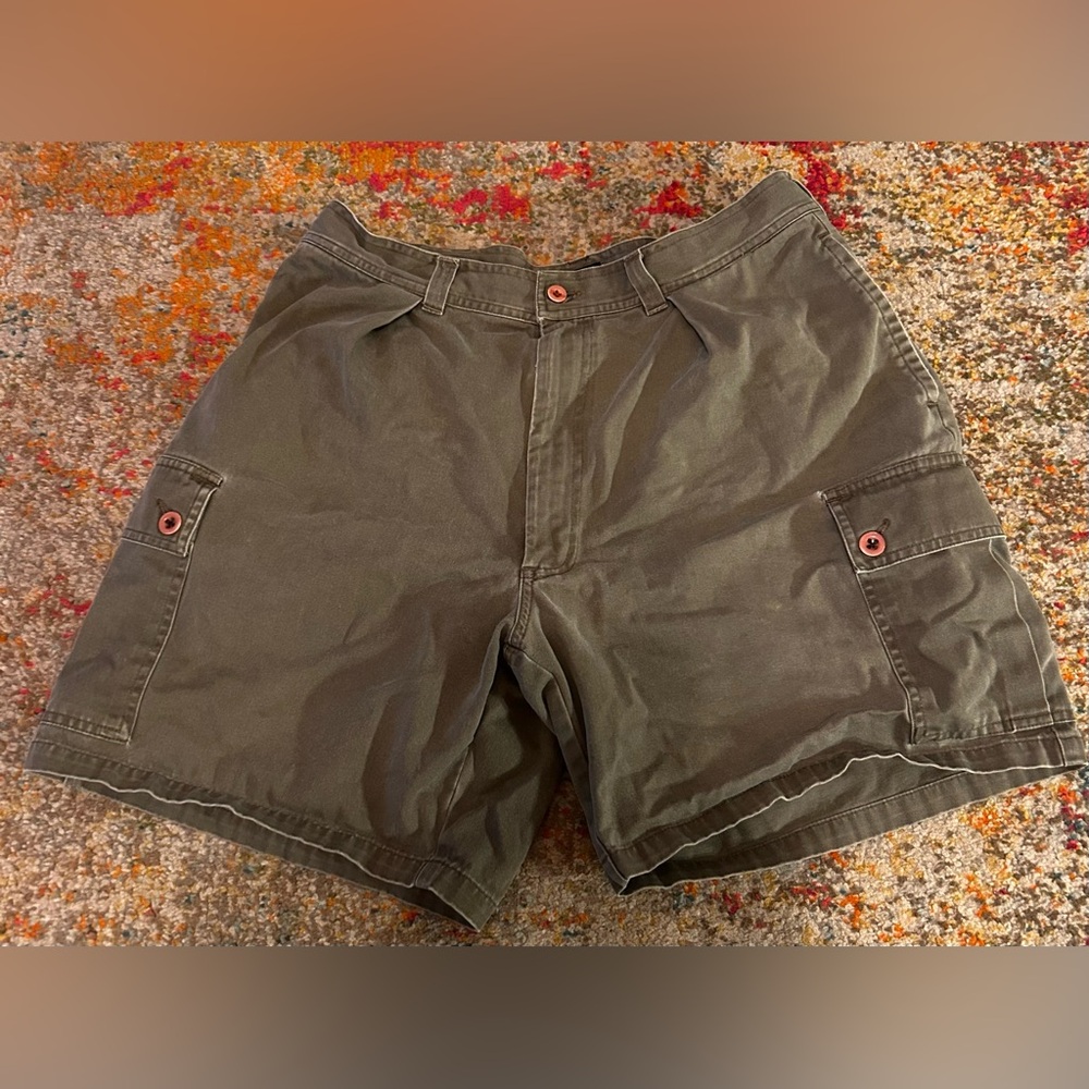 Polo Ralph Lauren Green Polo Pleated Twill Tarpoon Cargo Shorts. 32. Vintage.